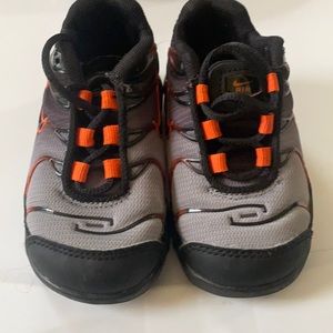 air max 95 orange and black size 6c